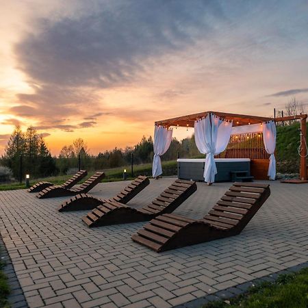 Skwirutowe Wzgórze Vila Solina  Exterior foto